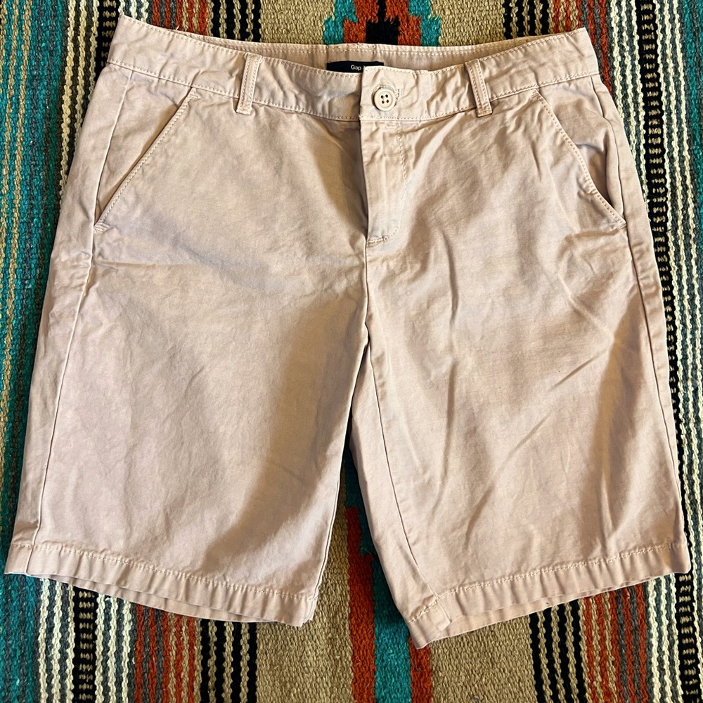 Gap Brand Light Pink Bermuda Shorts size 0 Petite